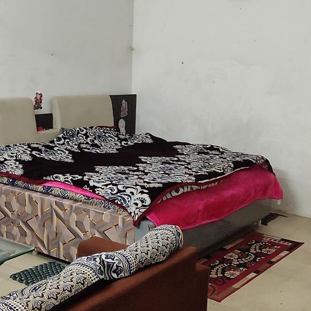 Kumar House Hotel อัลลอฮาบาด ภายนอก รูปภาพ